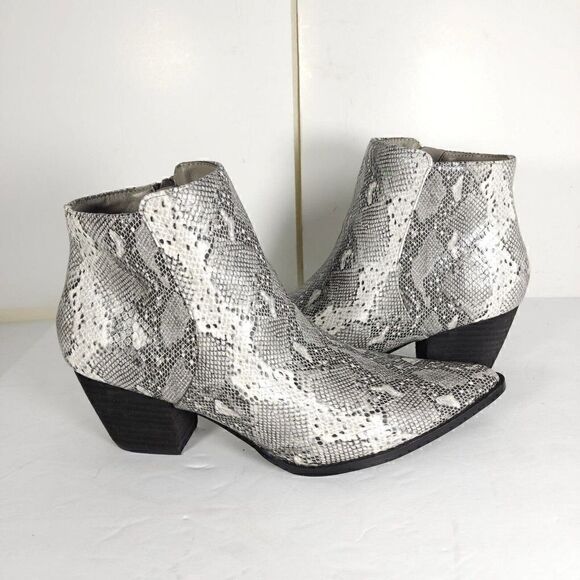 Coconuts by Matisse Women's Astoria US 8, 5M Gray Snake Skin Ankle Booties Boots - Picture 8 of 12